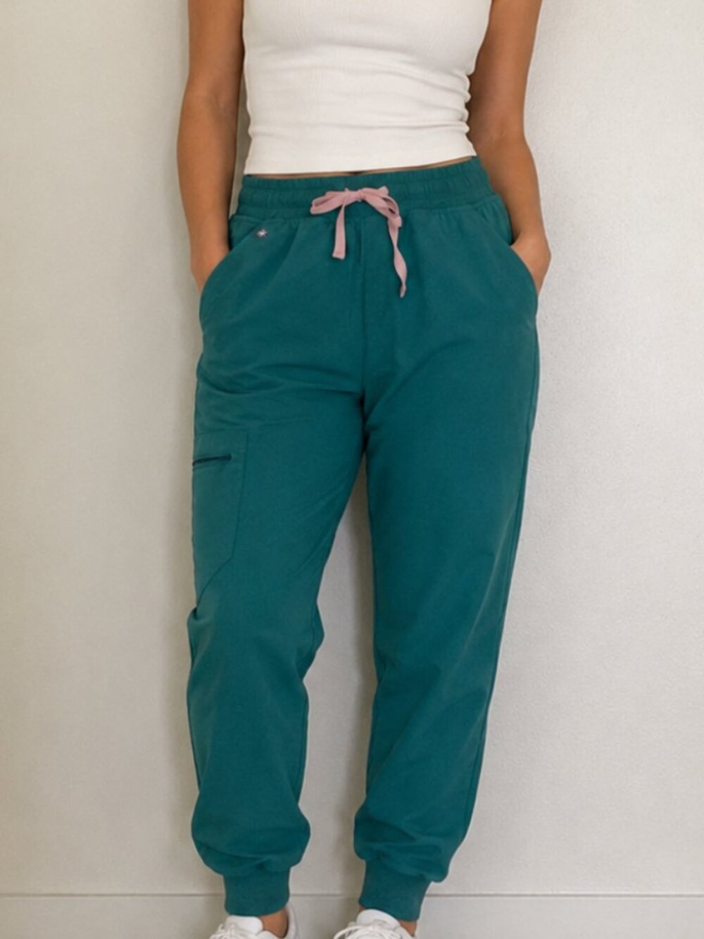 FIGS Technical Collection Pants Womens S/P Green Jogger Scrubs Medical